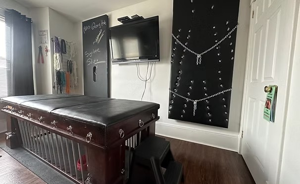 Medical play table with violet wand board